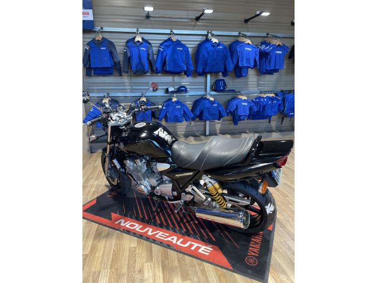 YAMAHA XJR 1300