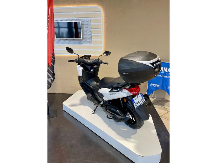 YAMAHA NMAX 125