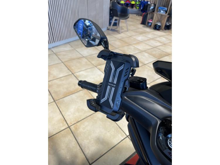 YAMAHA X-MAX 125