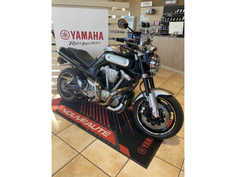 YAMAHA MT-01