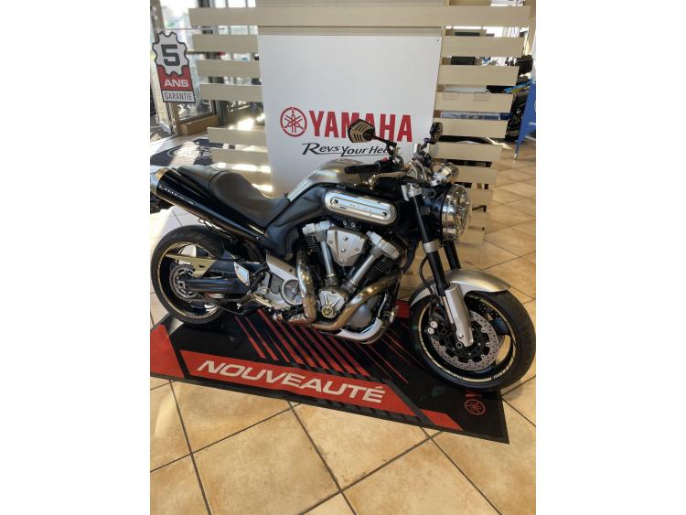 YAMAHA MT-01