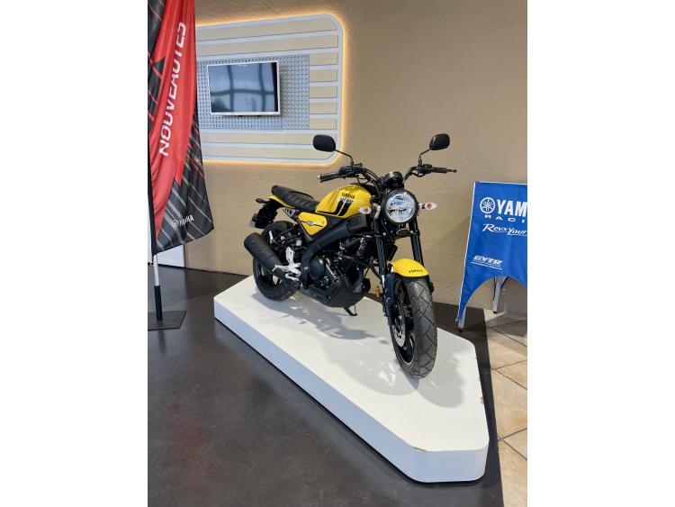 YAMAHA XSR 125