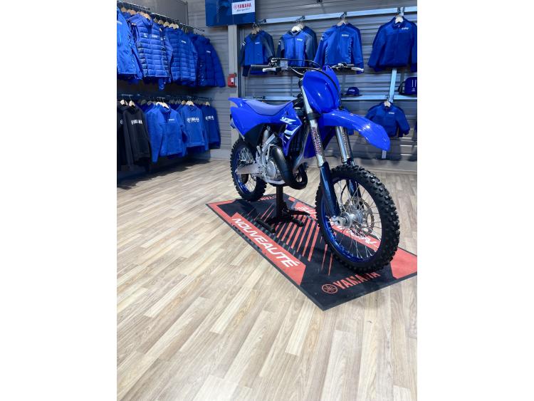 YAMAHA YZ 125