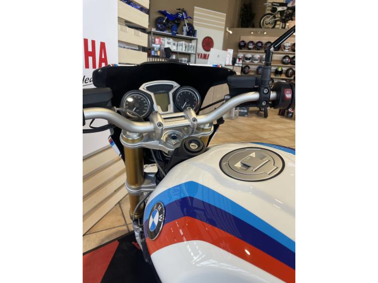 BMW R Nine T 1200 série limited  (58/90 ) café Racer
